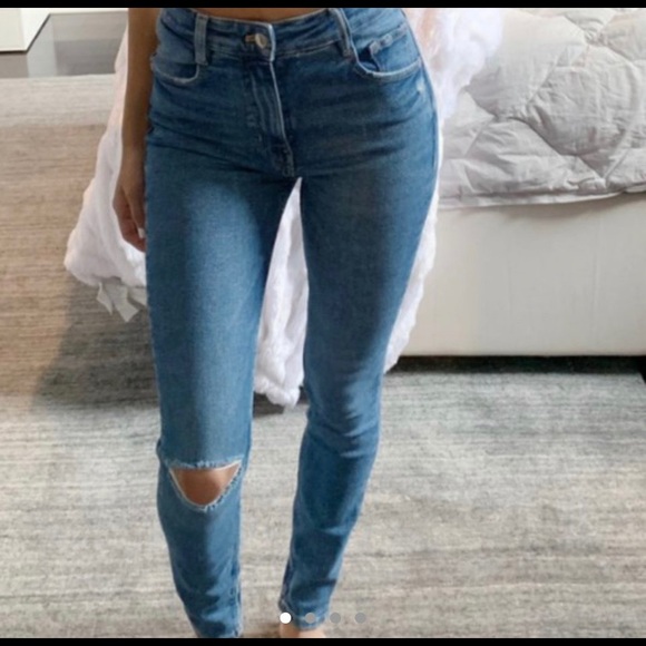 ZARA high waisted denim jeans - Picture 1 of 2